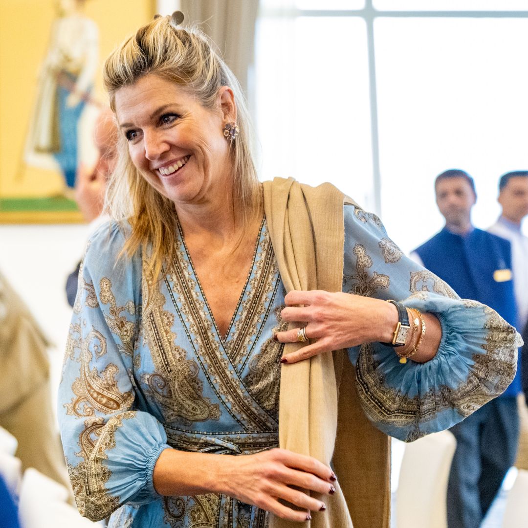 Del recogido con pinza de la reina Máxima a la coleta de Kate Middleton: 8 ocasiones en las que las 'royals' han sorprendido con peinados informales