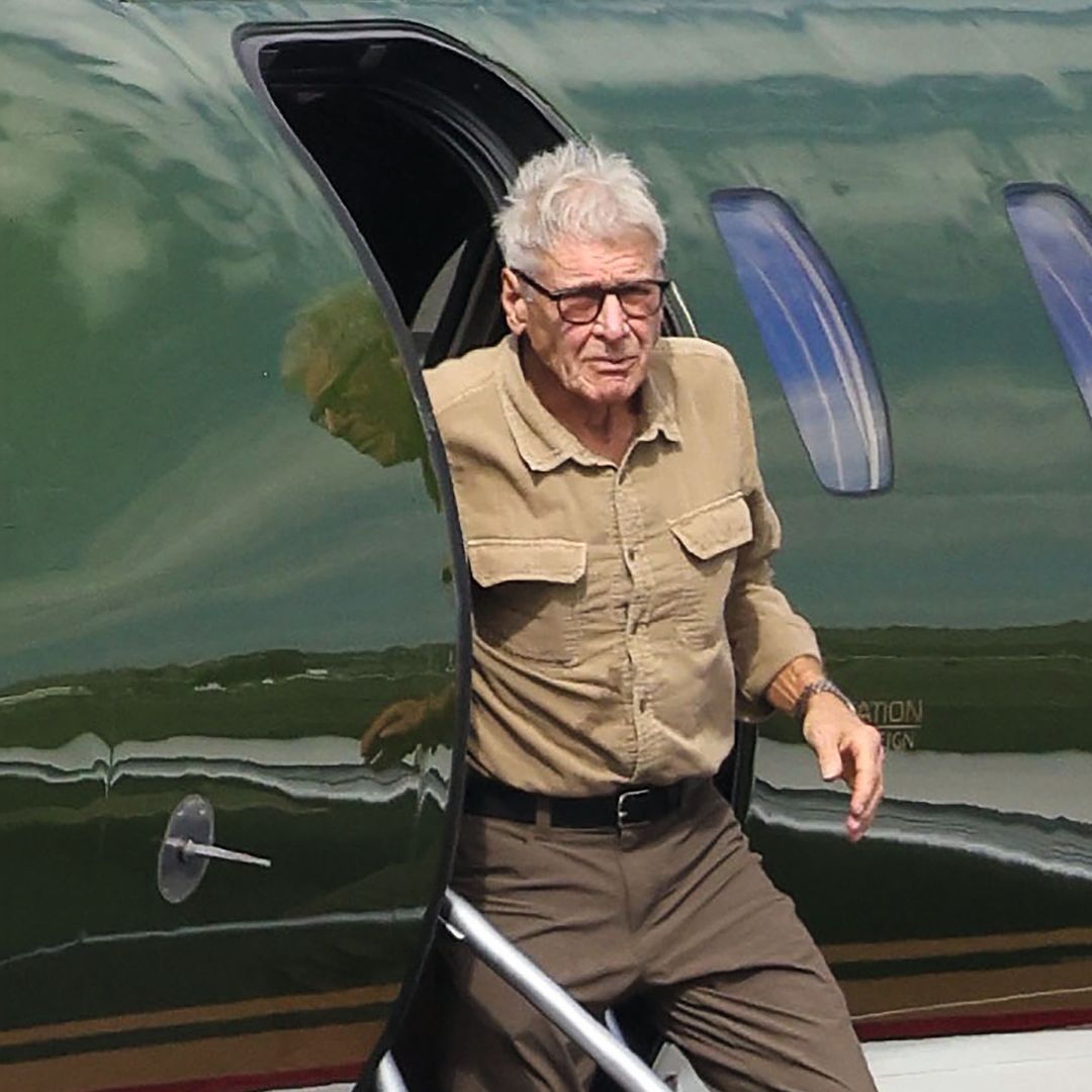Harrison Ford rompe las reglas a sus 84 años: un piloto que se niega a jubilarse y que sigue vistiéndose como Indiana Jones