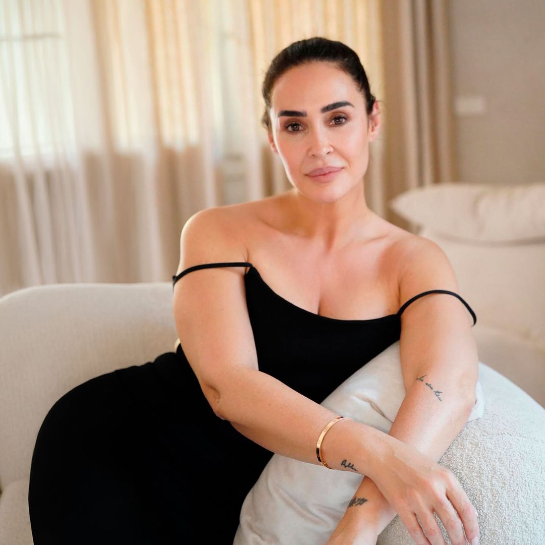Vicky Martín Berrocal y su maquilladora coinciden: es un error elegir una base oscura para vernos más morenas