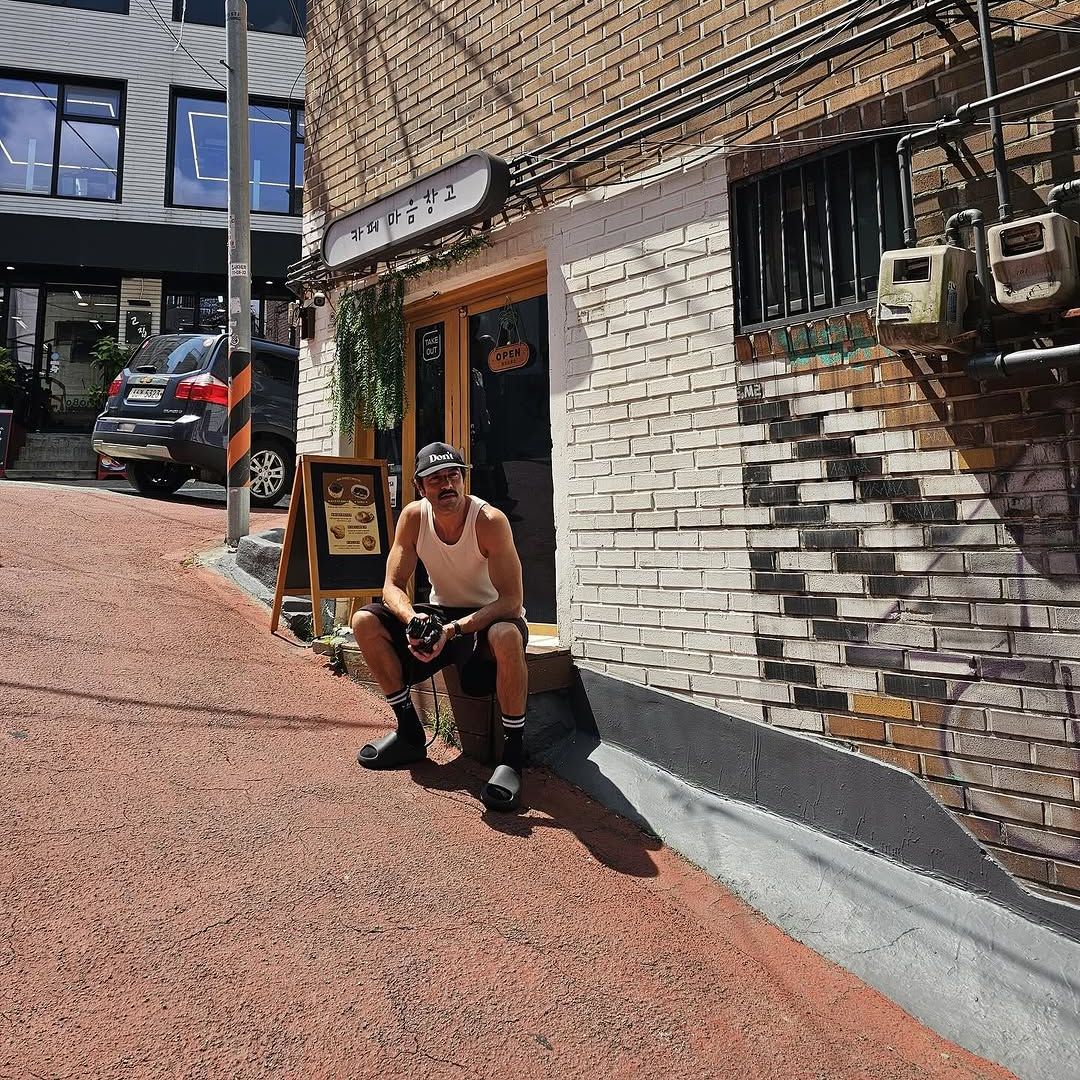 Javier Rey, un turista muy atractivo en Corea del Sur