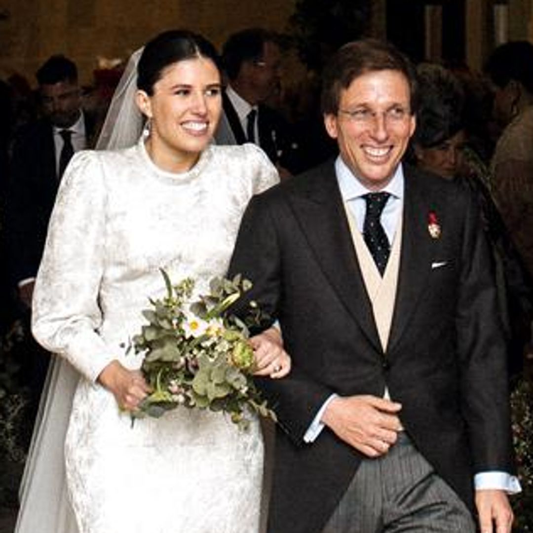Recordamos la boda de José Luis Martínez-Almeida y Teresa Urquijo: un vestido reciclado, un chotis viral e invitados reales