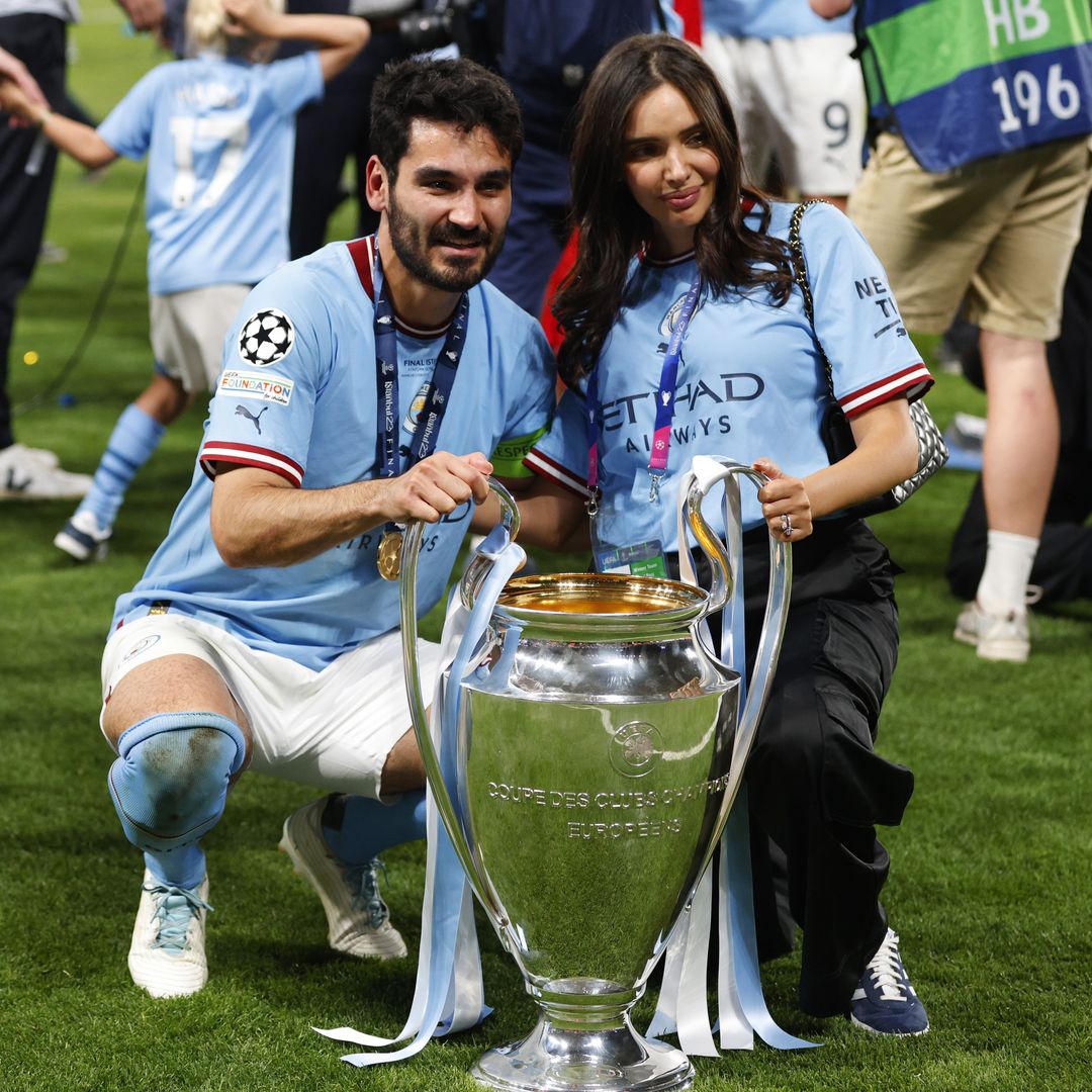 La liga de fútbol inglesa, obligada a tomar medidas para que las mujeres de sus jugadores se adapten: "Ellos están felices, ellas no"