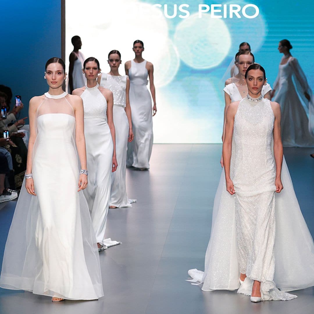 Jesús Peiró inaugura Barcelona Bridal Fashion Week con un desfile inspirado en la luz que envuelve a las novias