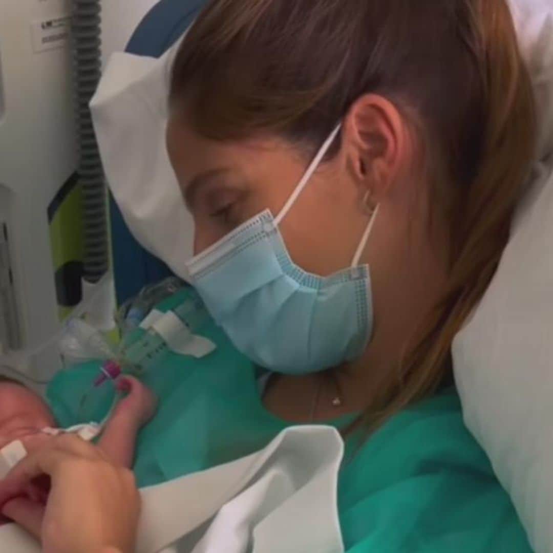 Lucía Villalón, ex de ‘Chicharito’ Hernández, pide oraciones por la salud de su bebé recién nacido