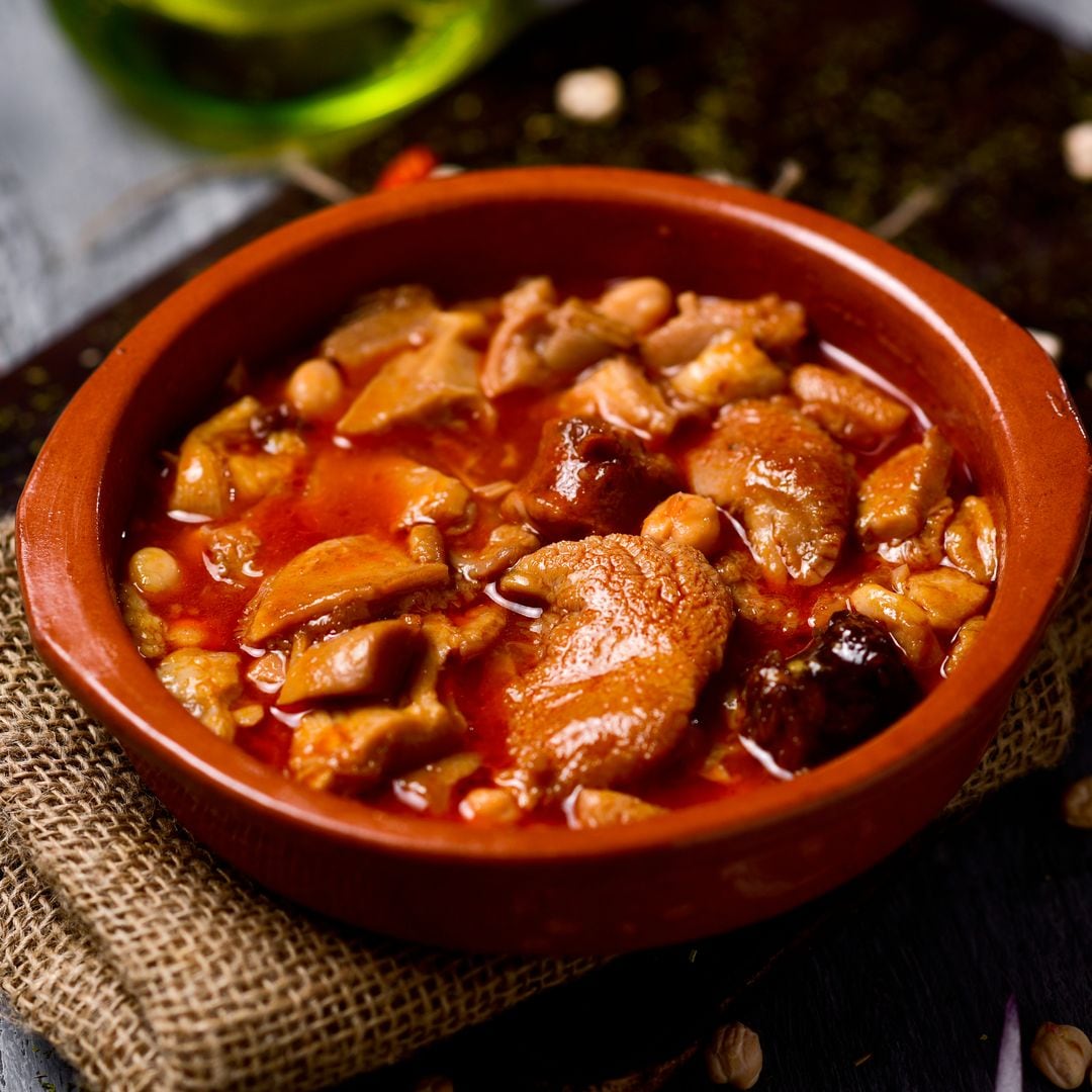 Callos a la madrileña, receta tradicional para mojar pan