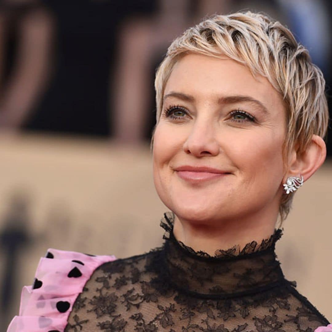 Kate Hudson presume de barriguita en bikini