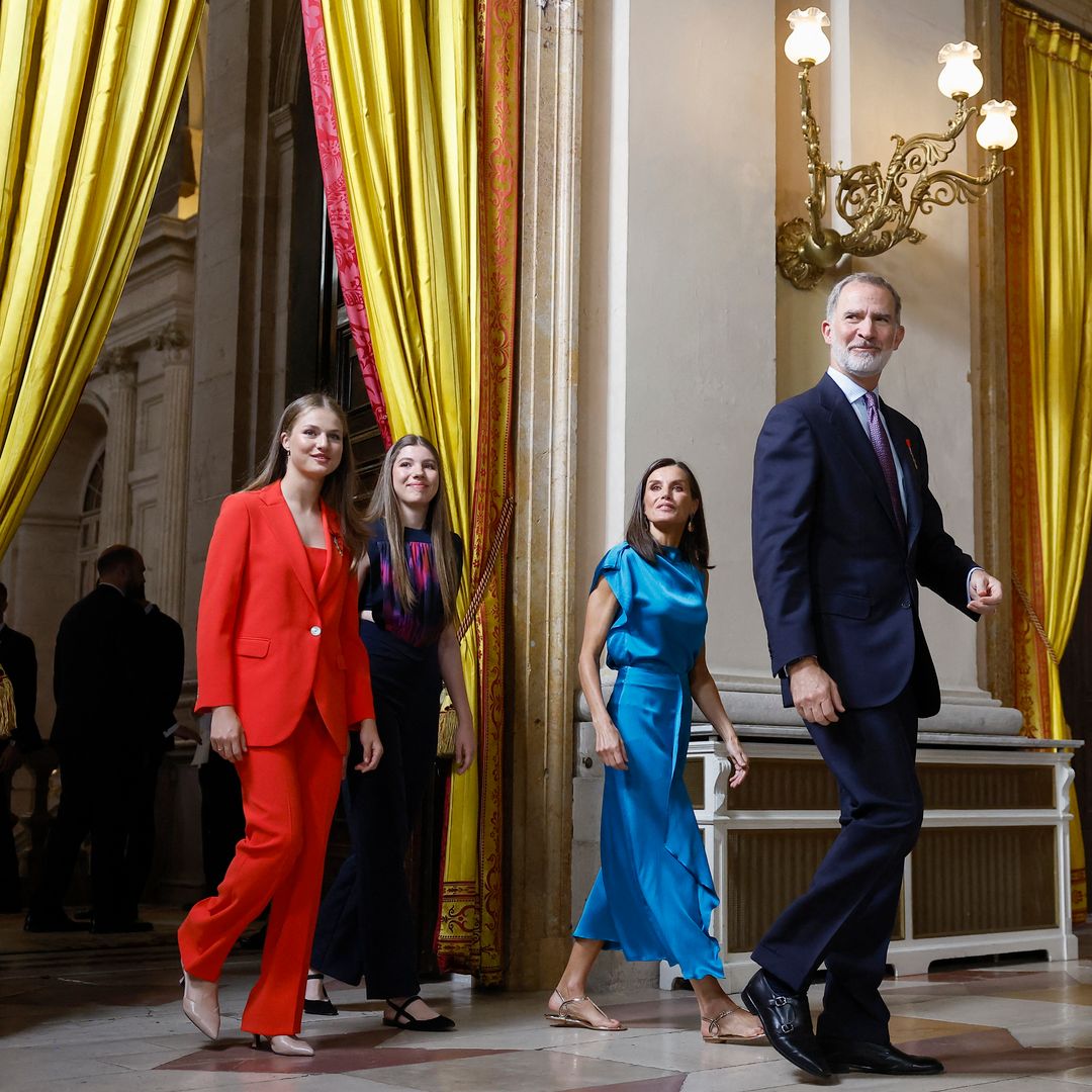 La princesa Leonor y la infanta Sofía sorprenden a sus padres con un conmovedor discurso