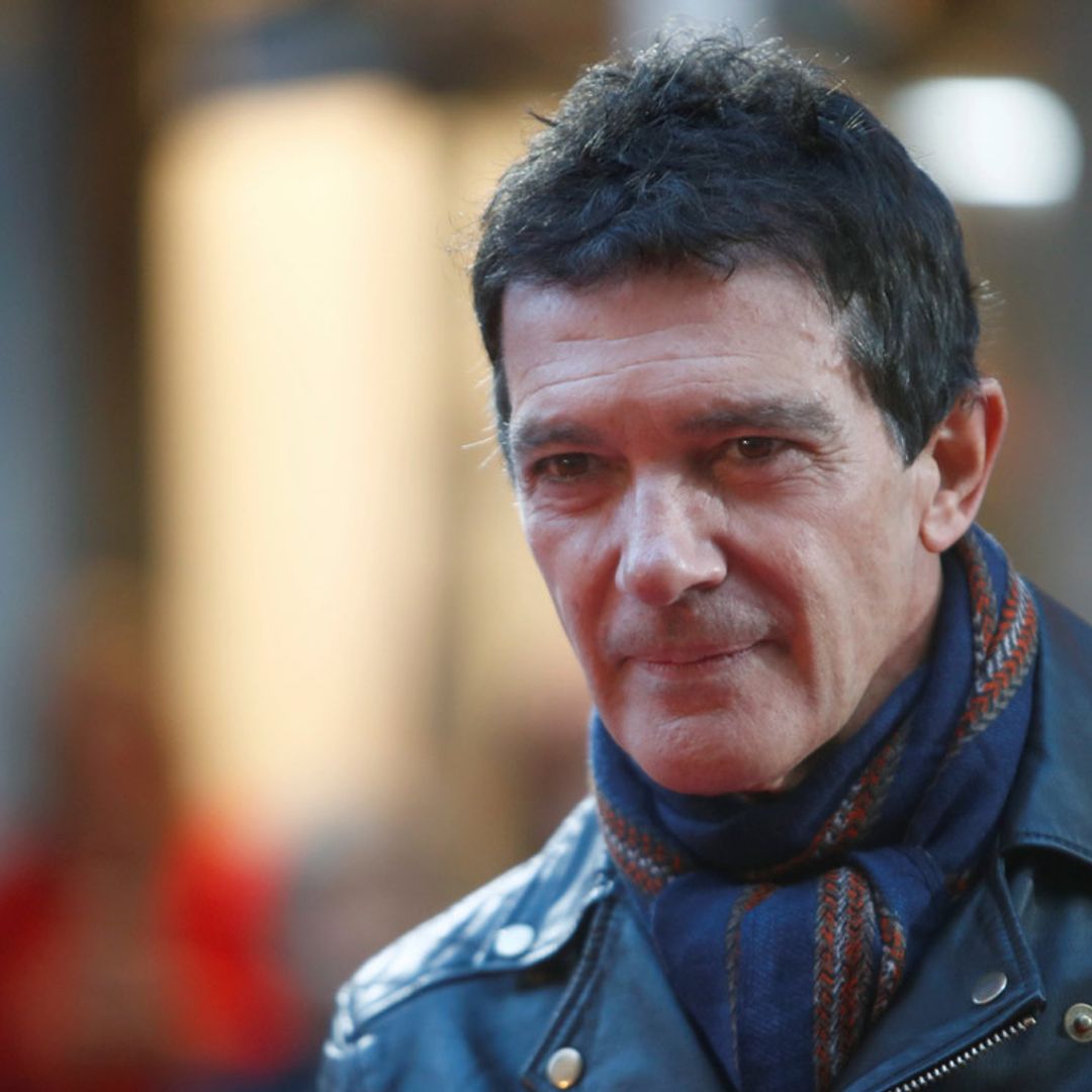 Así lleva Antonio Banderas el confinamiento lejos de su pareja, Nicole Kimpel