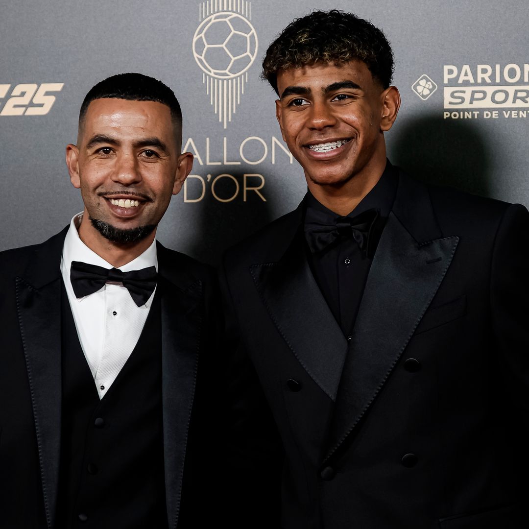 Lamine Yamal lo ha vuelto a hacer: sus excentricidades para el Balón de Oro, rodeado de 15 familiares y DJ personal