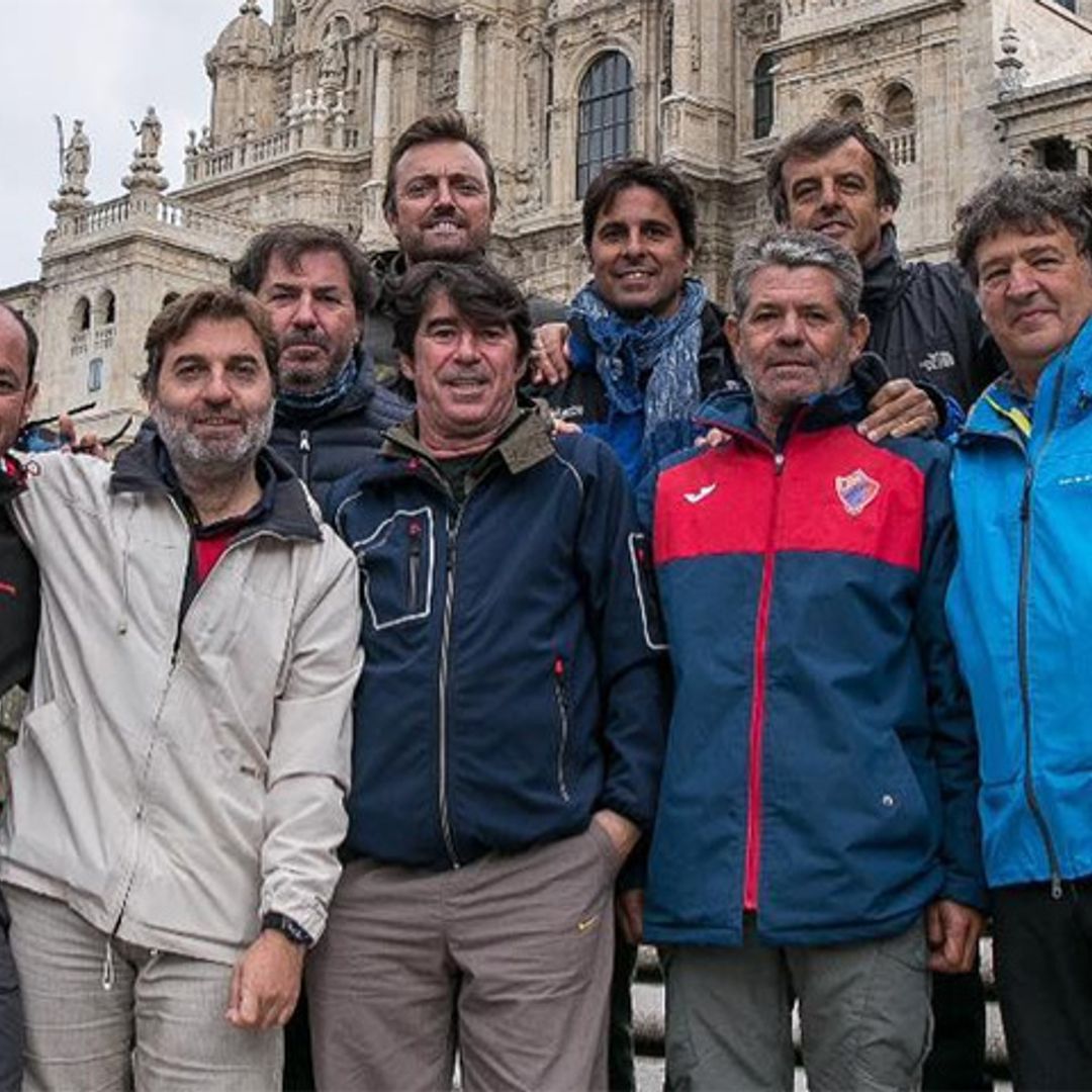 Francisco Rivera, un peregrino más en Santiago de Compostela junto a sus amigos