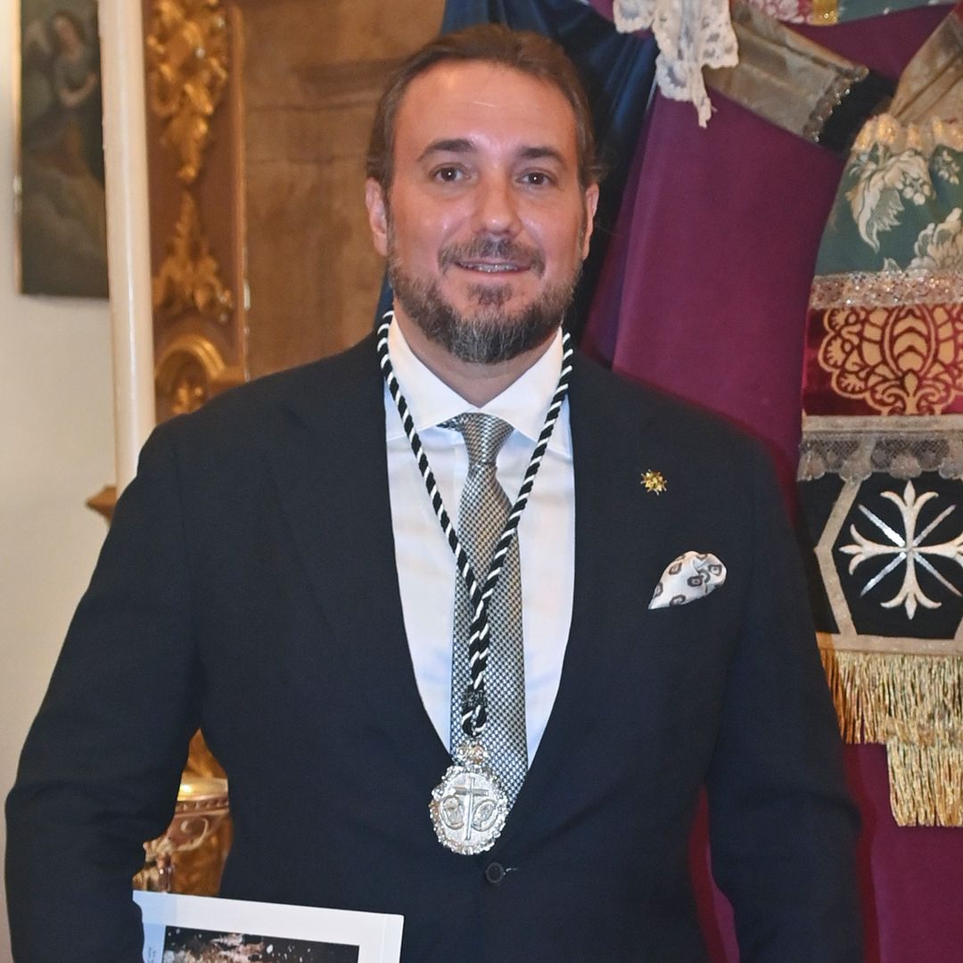 Francisco de Borbón reaparece un mes después de su detención con un homenaje implícito a su bisabuelo, Duque de Sevilla