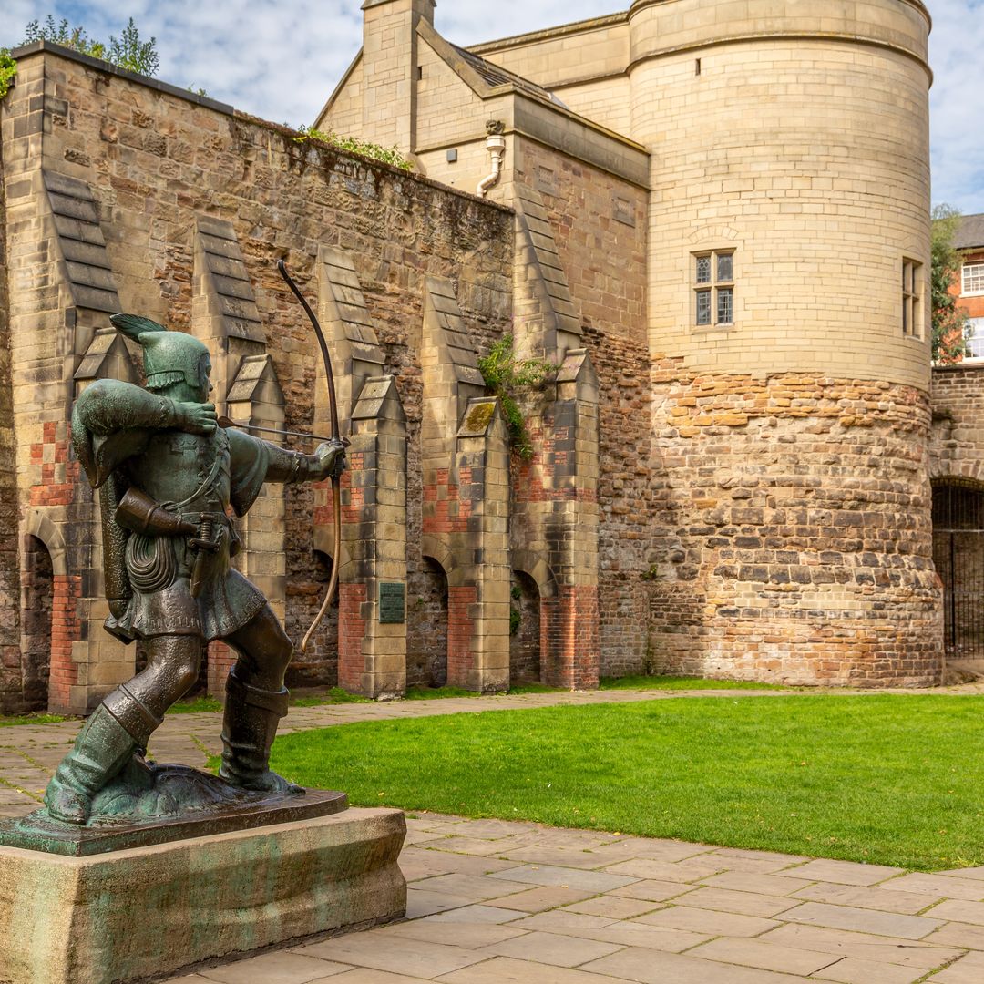 Estatua de Robin Hood en Nottingham Castle, Inglaterra