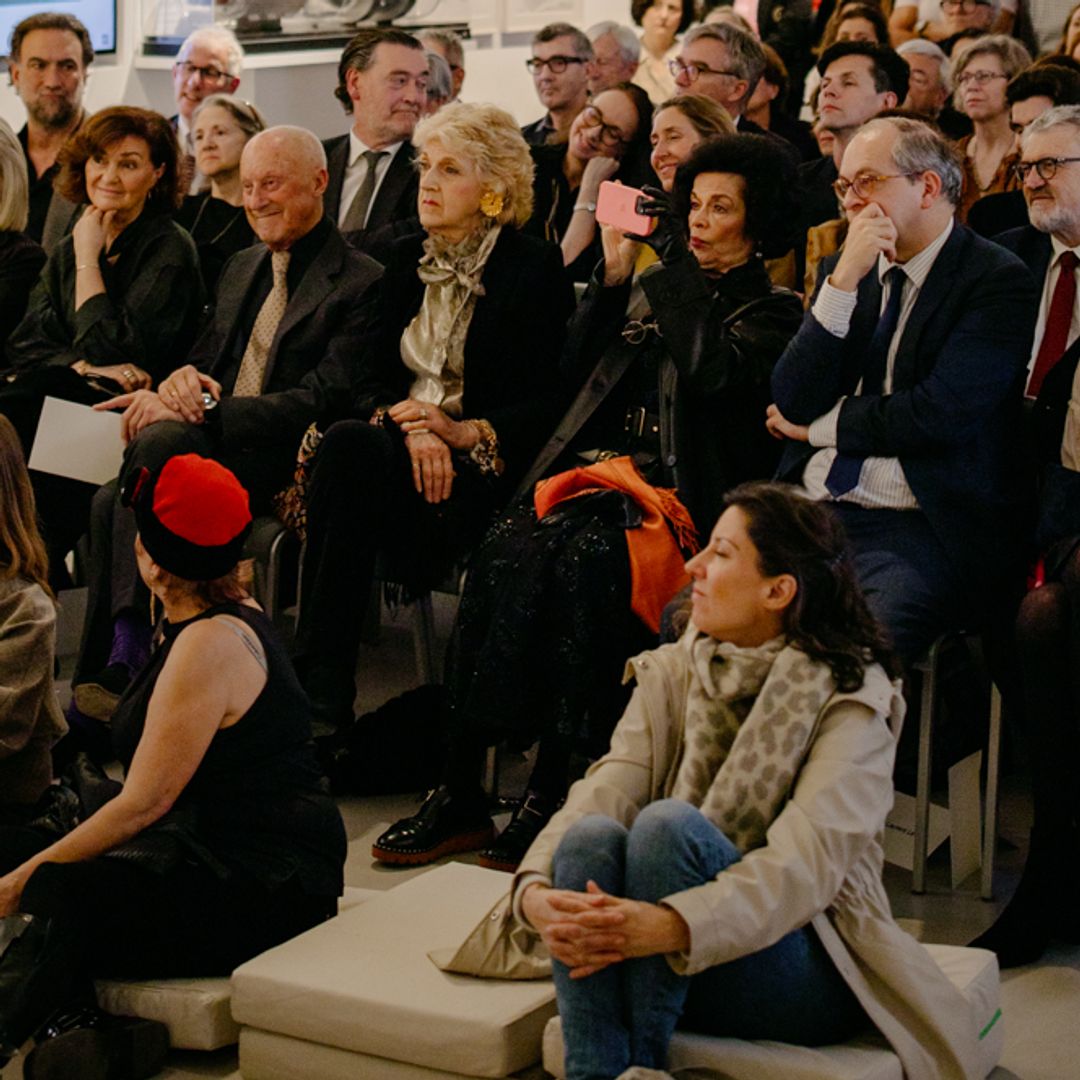 Lord Norman Foster con Bianca Jagger en primera fila