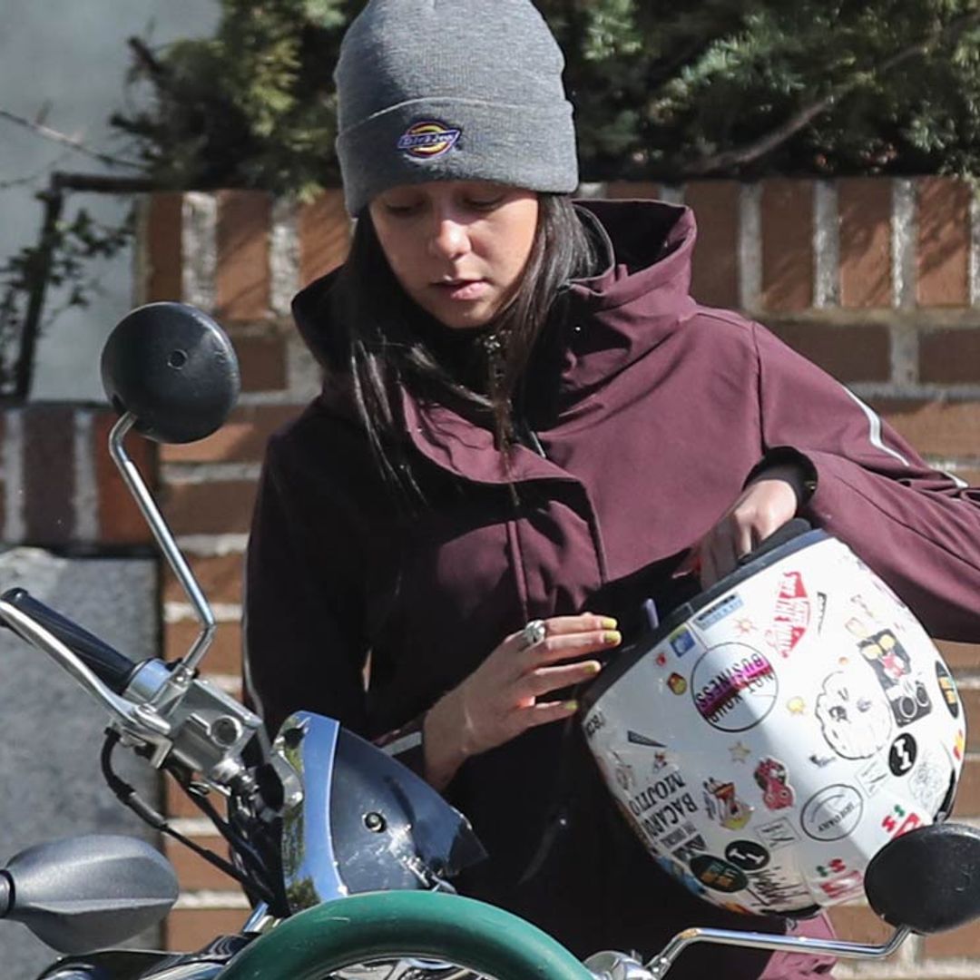¡Completamente motorizada! Victoria Federica de Marichalar se pasa a las dos ruedas