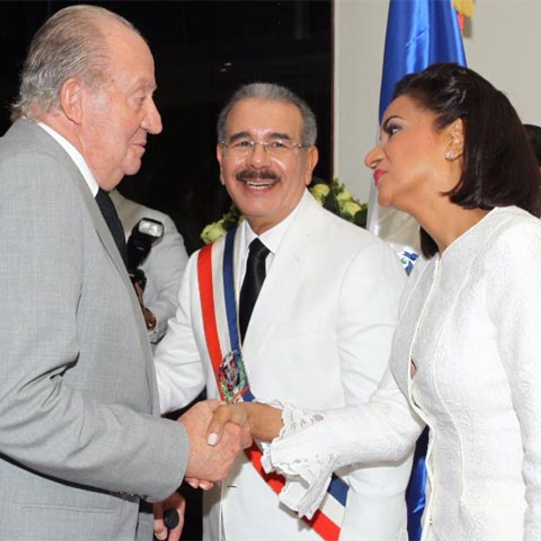 De los viajes de placer del rey Juan Carlos a la singular etiqueta en la toma de posesión del Presidente de la República Dominicana