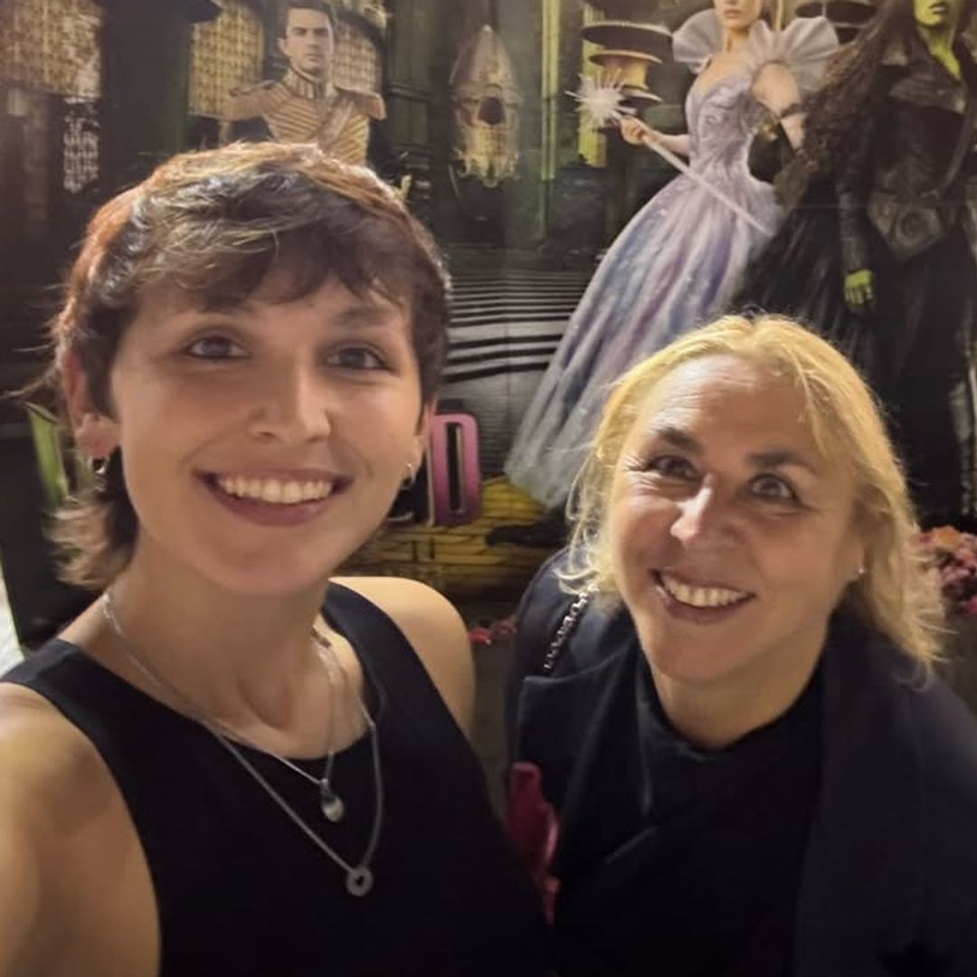 Sandra Miró pasando tiempo con su madre, Megan Maxwell