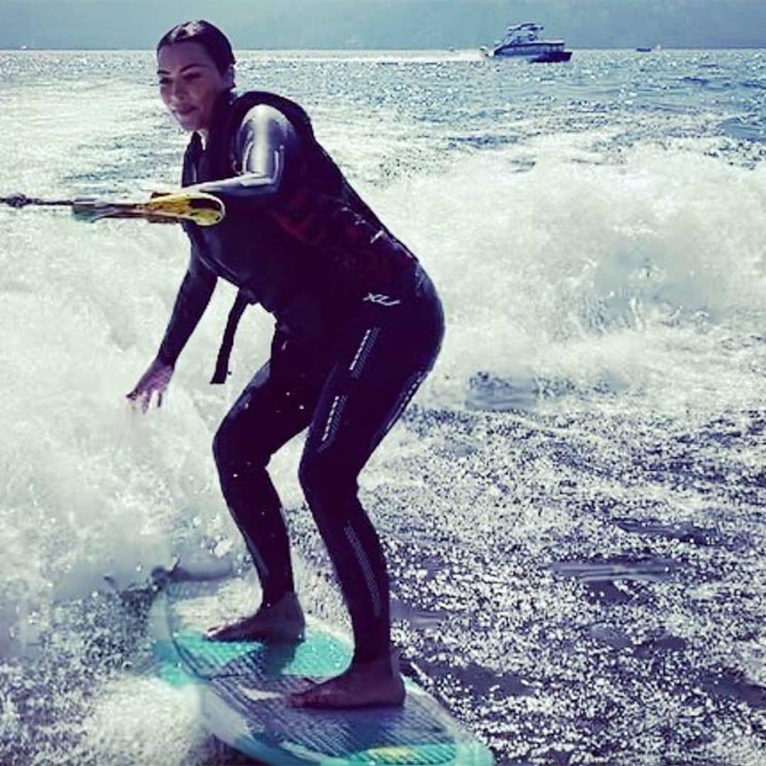 La habilidad de Kim Kardashian y su hija North haciendo 'wakeboard'