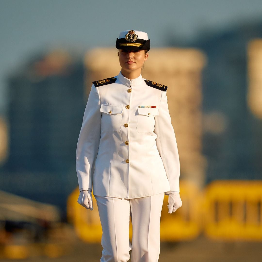 La intensa hoja de ruta de la princesa Leonor: de Marín a Girona y del uniforme militar al vestido de gala