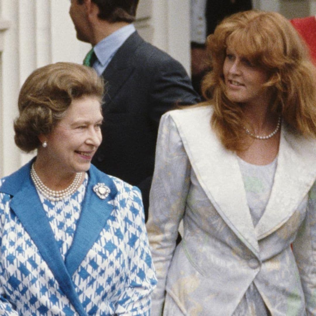 Como un elefante en una cacharrería: la desastrosa entrada de Sarah Ferguson al conocer a Isabel II