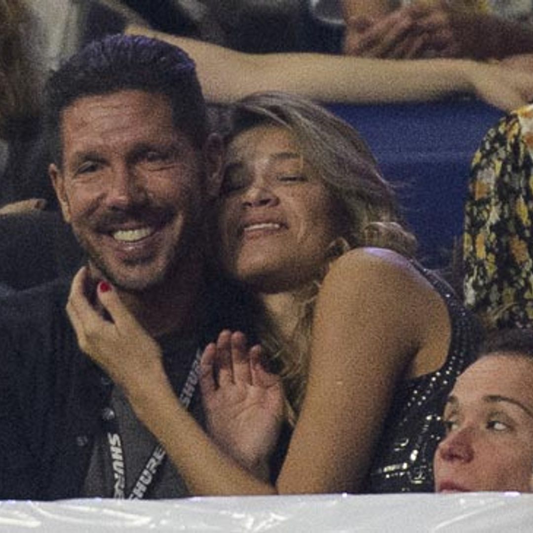 El Cholo Simeone y Carla Pereyra: complicidad y ¡muchos besos! al son de la música de Maná