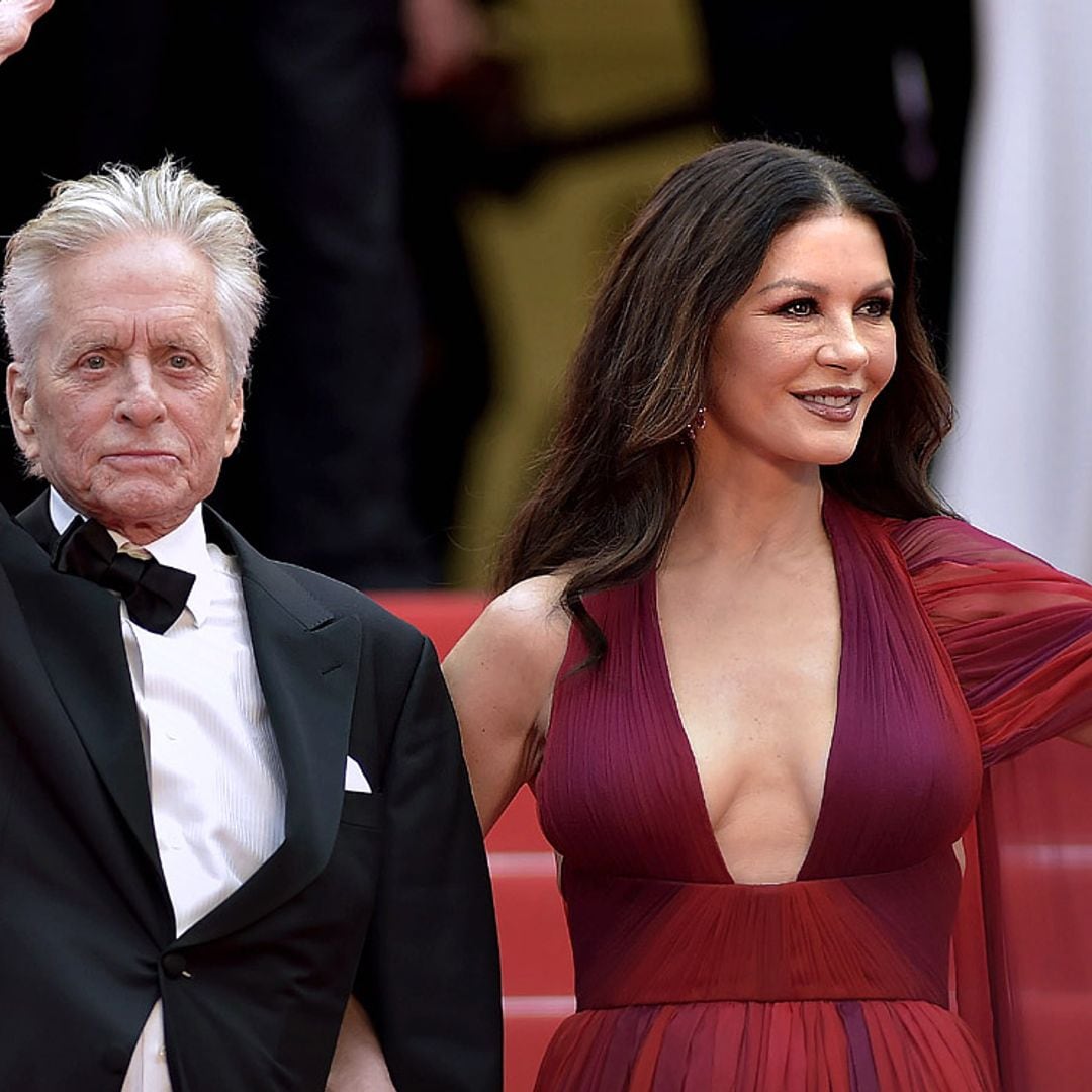 Los 15 mejores looks de Catherine Zeta-Jones al cumplirse su 23 aniversario de boda con Michael Douglas