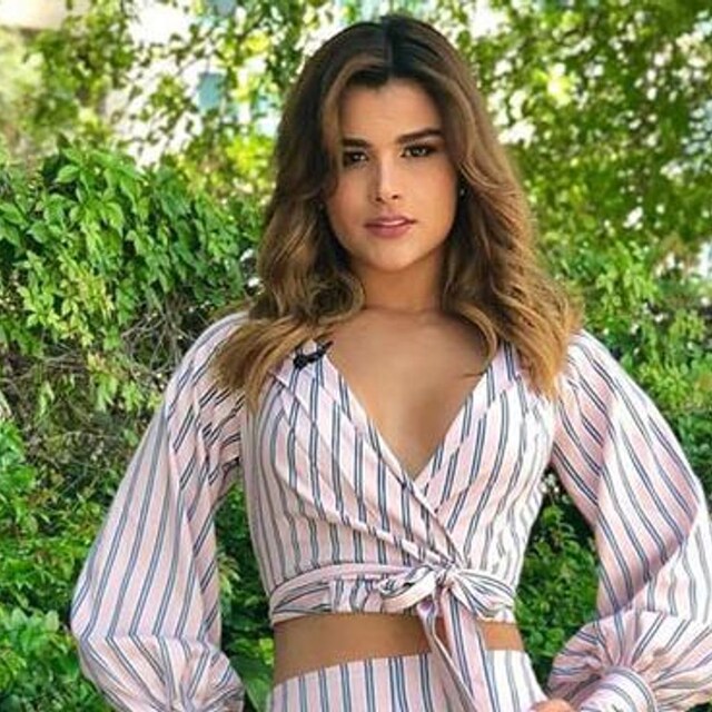 clarissa molina 1a