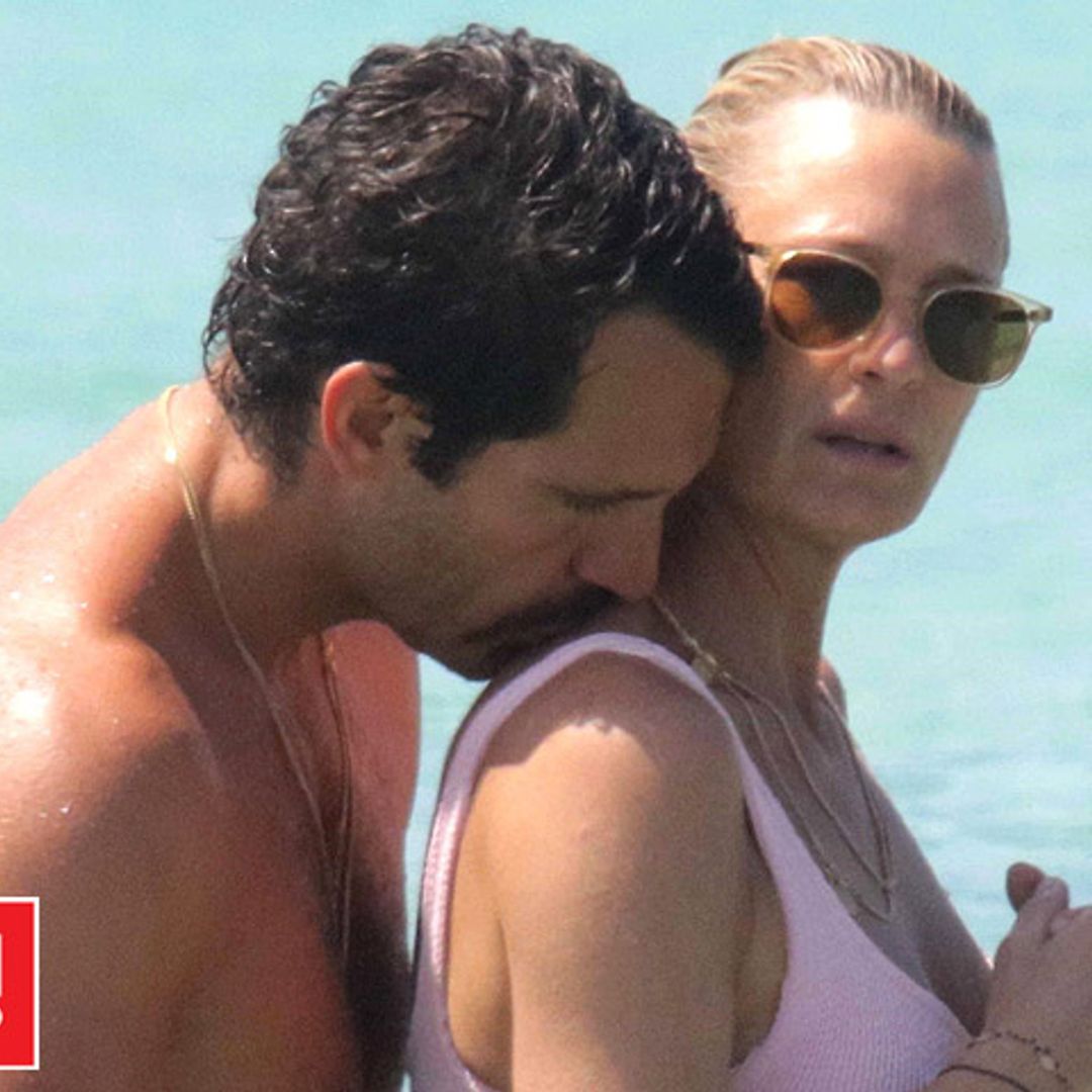 EXCLUSIVA: Robin Wright luce un cuerpo 10 durante su luna de miel en Formentera