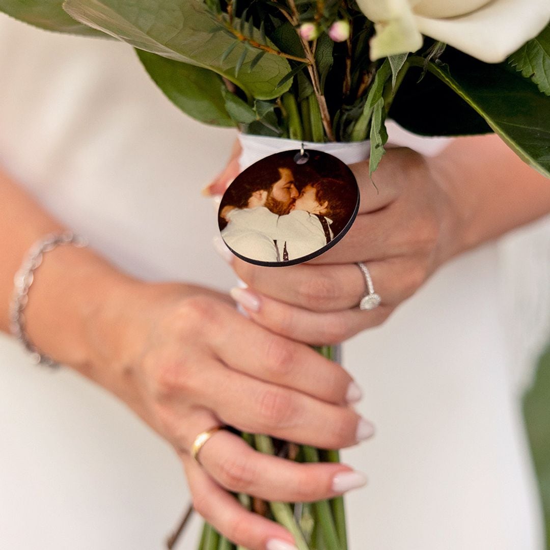 HOLA 4174 DETALLE RAMO FLORAL CHRISTINE BODA DAVID SUMMERS