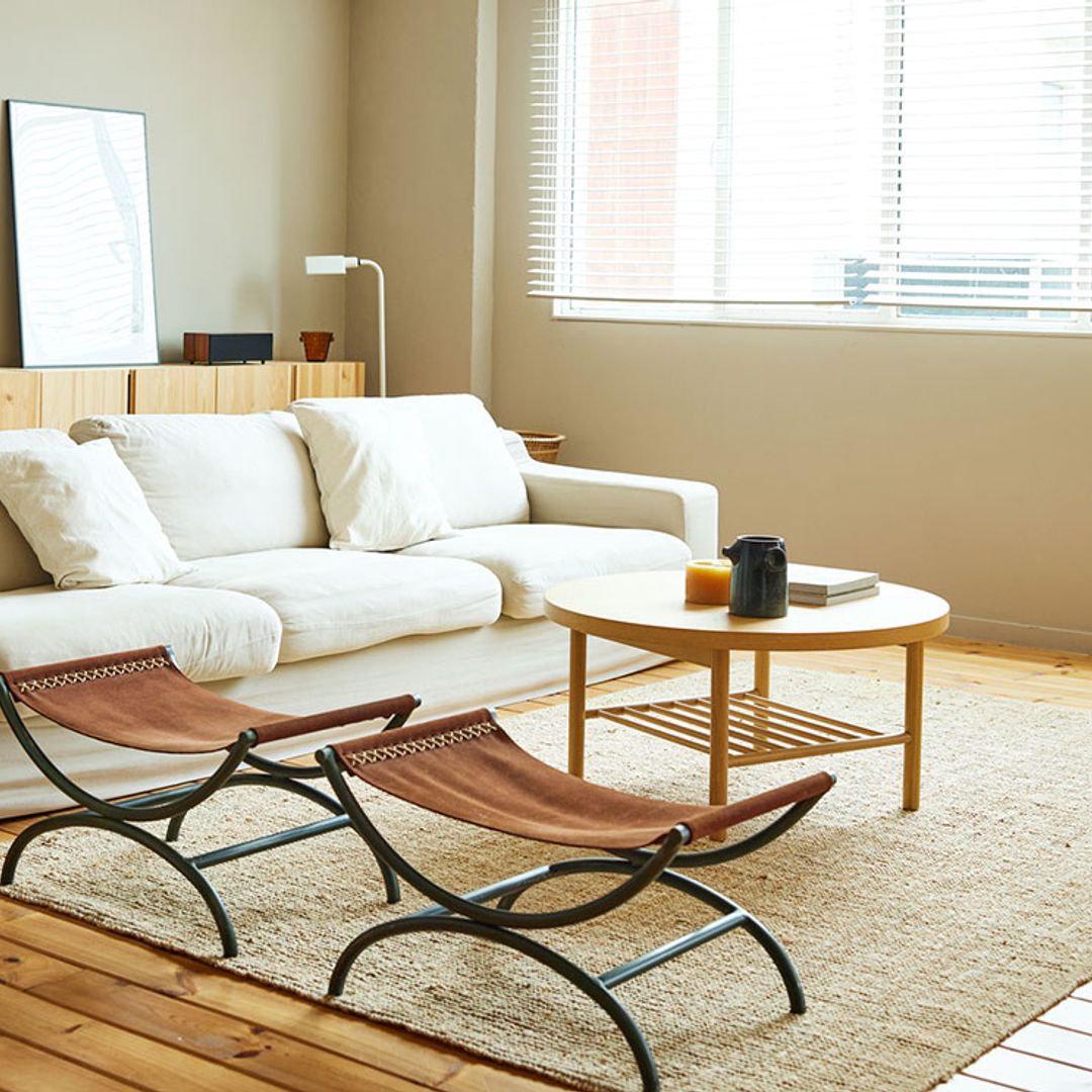 ¿Mesa de centro redonda o rectangular? Elige el modelo más adecuado para tu salón