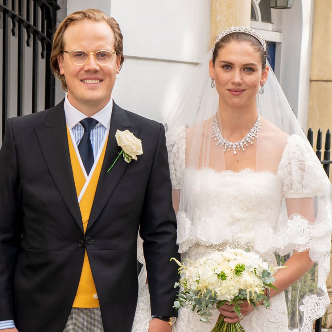 En Londres y con un taxi decorado para la ocasión: la boda de la modelo Sabrina Percy y Phineas Page, heredero de la pizzerias Franco Manca