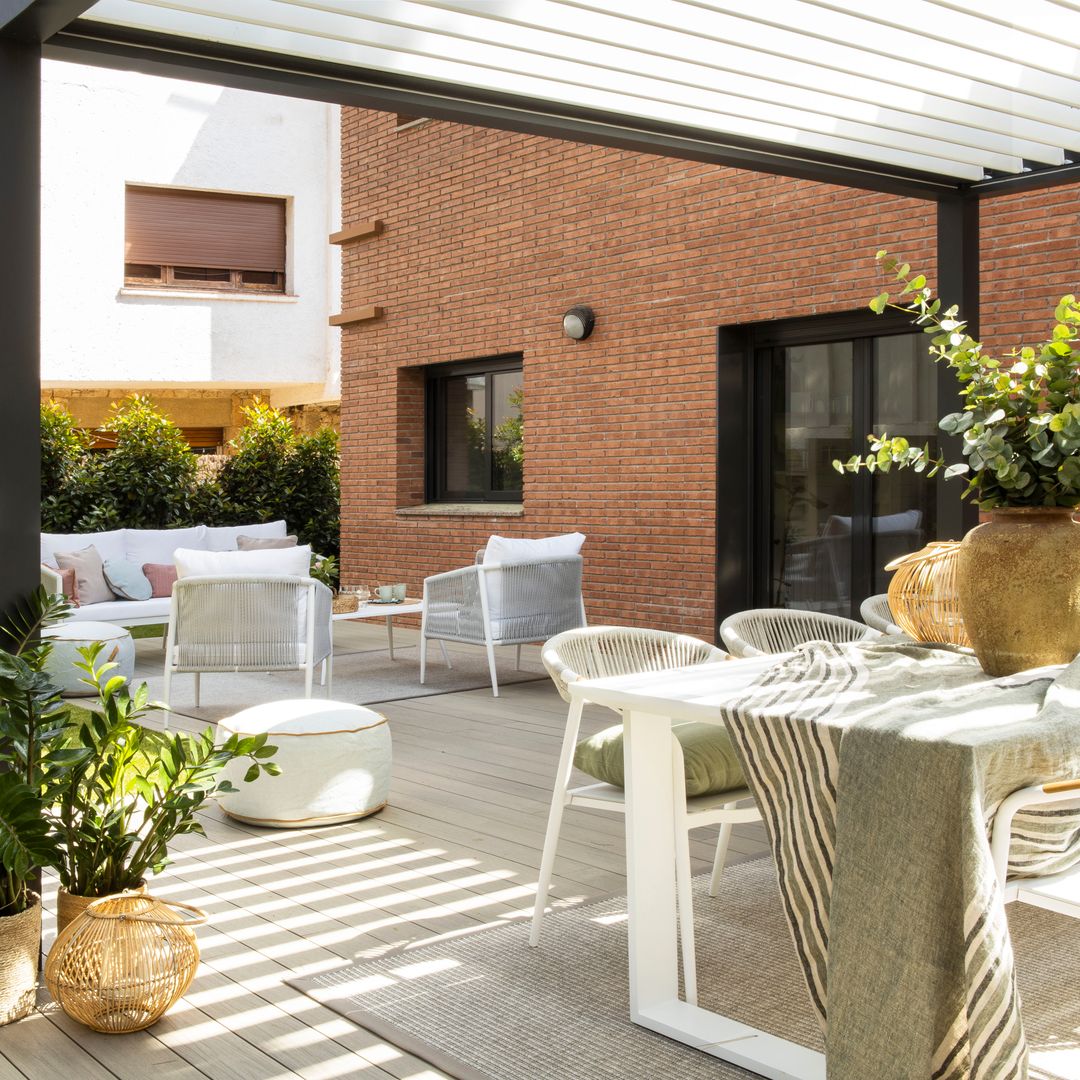 9 terrazas y jardines que lo tienen todo para inspirarte: confort, estilo y bienestar