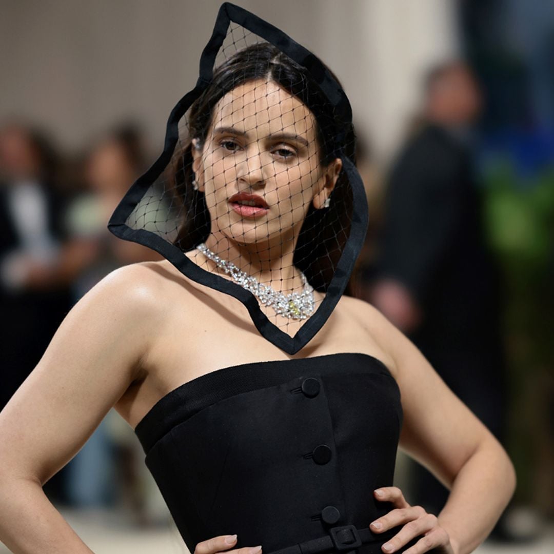 Rosalía sigue los pasos de Beatrice Borromeo y Anya-Taylor Joy con este nuevo hito de moda