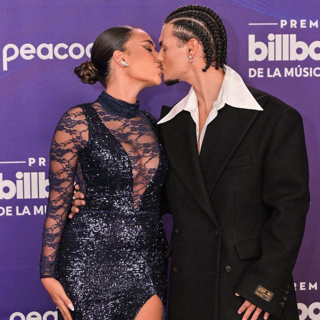 Premios Billboard de la Música Latina: Abraham Mateo pone el acento español a una gala marcada por el triunfo absoluto de Bad Bunny y Karol G