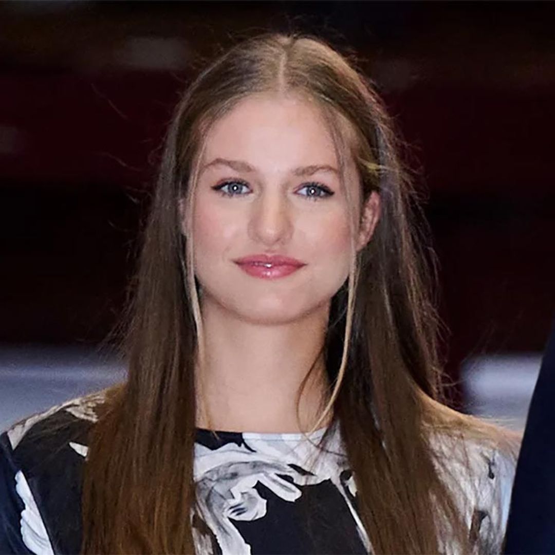 Quiénes poseen el collar de Carlos III que recibe la princesa Leonor