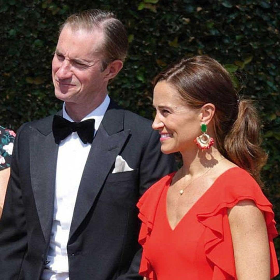 Pippa Middleton, espectacular mujer de rojo en una boda muy ‘chic’ en el Lago de Como