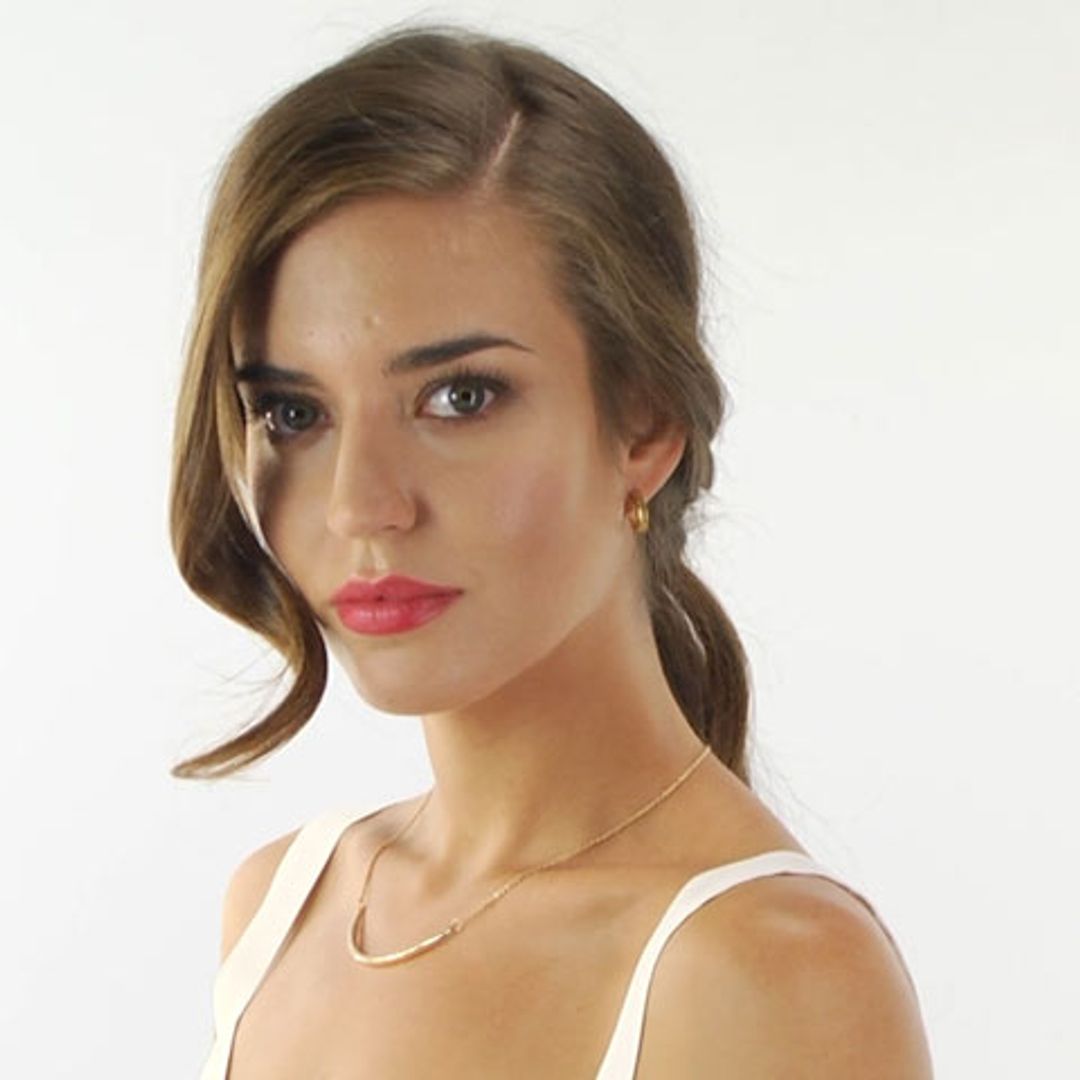 ¿Cuáles son los cosméticos más efectivos de una 'top'? Clara Alonso comparte sus favoritos