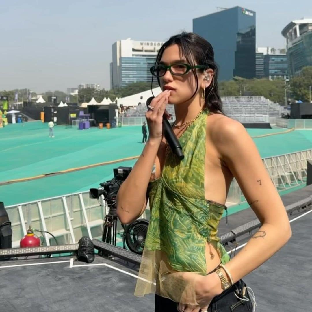 Dua Lipa atrapada en Corea del Sur durante seis horas tras la declaración de la ley marcial