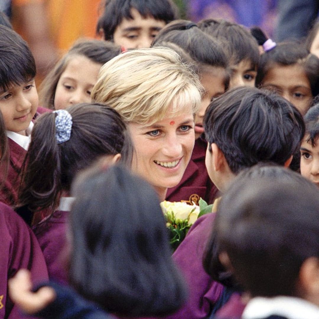 Diana de Gales, la princesa que enseñó a las royals a ser solidarias