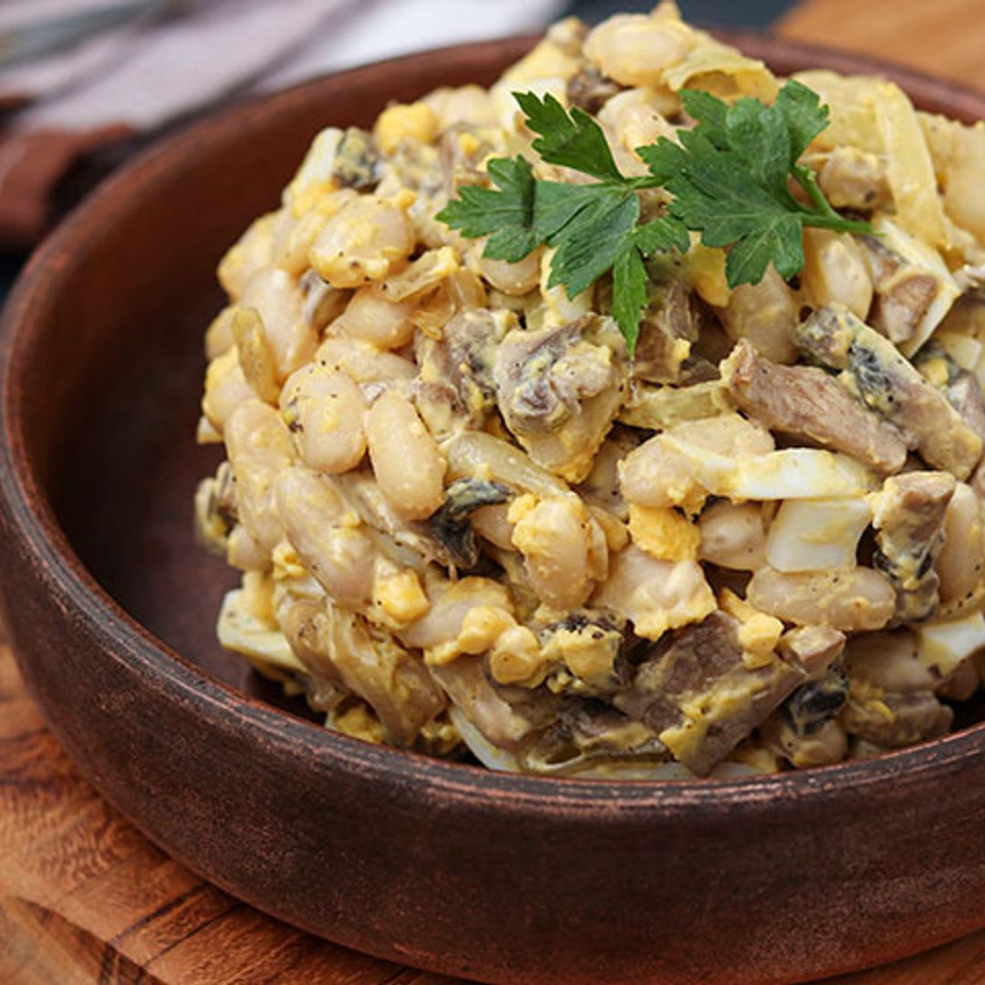 Ensalada de judías blancas con champis y salsa de naranja