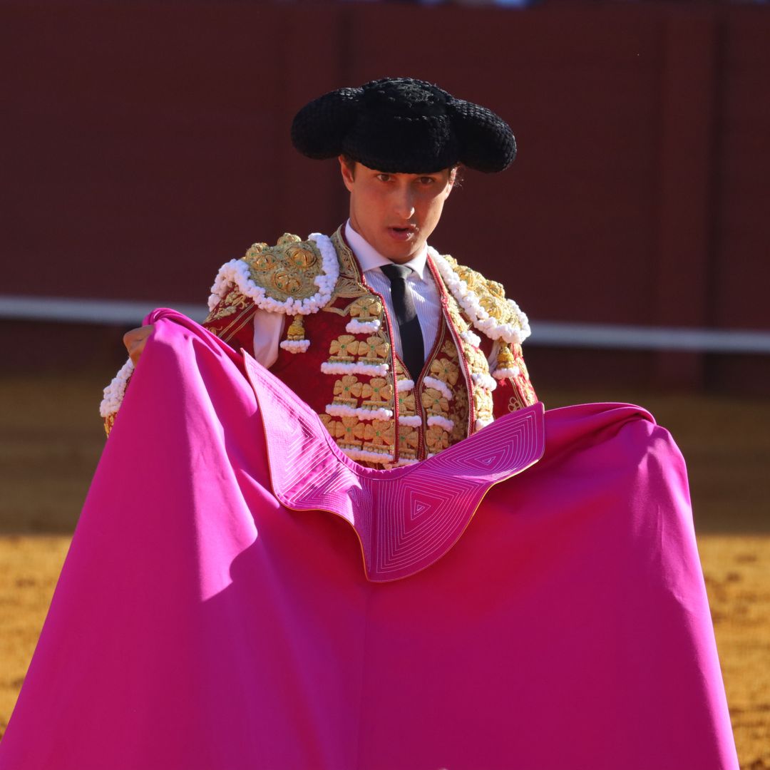 Roca Rey brilla en la Maestranza ante Fran Rivera y Lourdes Montes, pero sin la presencia de Tana: "Una tarde bonita"