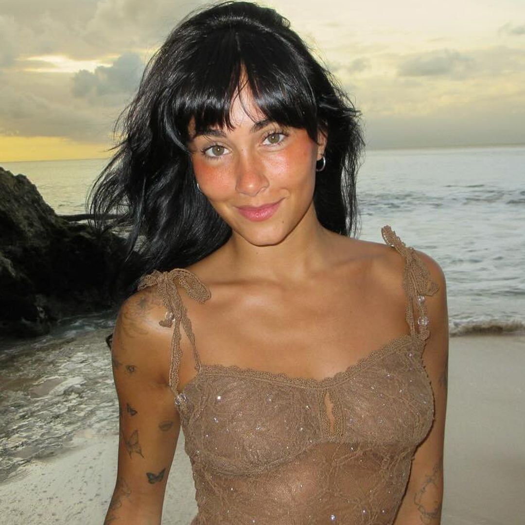 Aitana revela por qué llevaba tiritas en el concierto de Bilbao: "Me estoy quitando casi todos los tatuajes"