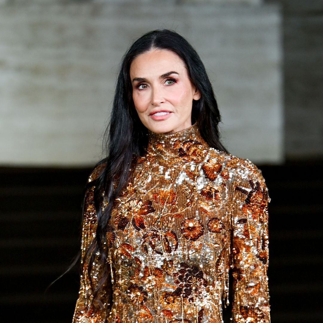Demi Moore cambia de look: estrena flequillo y rejuvenece 20 años de golpe