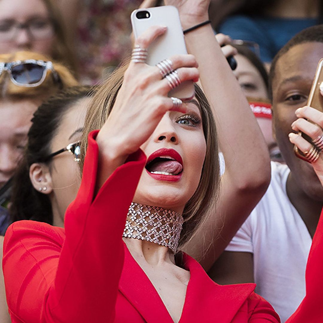Los 'selfies' disparan los retoques estéticos, ¿hay que preocuparse?