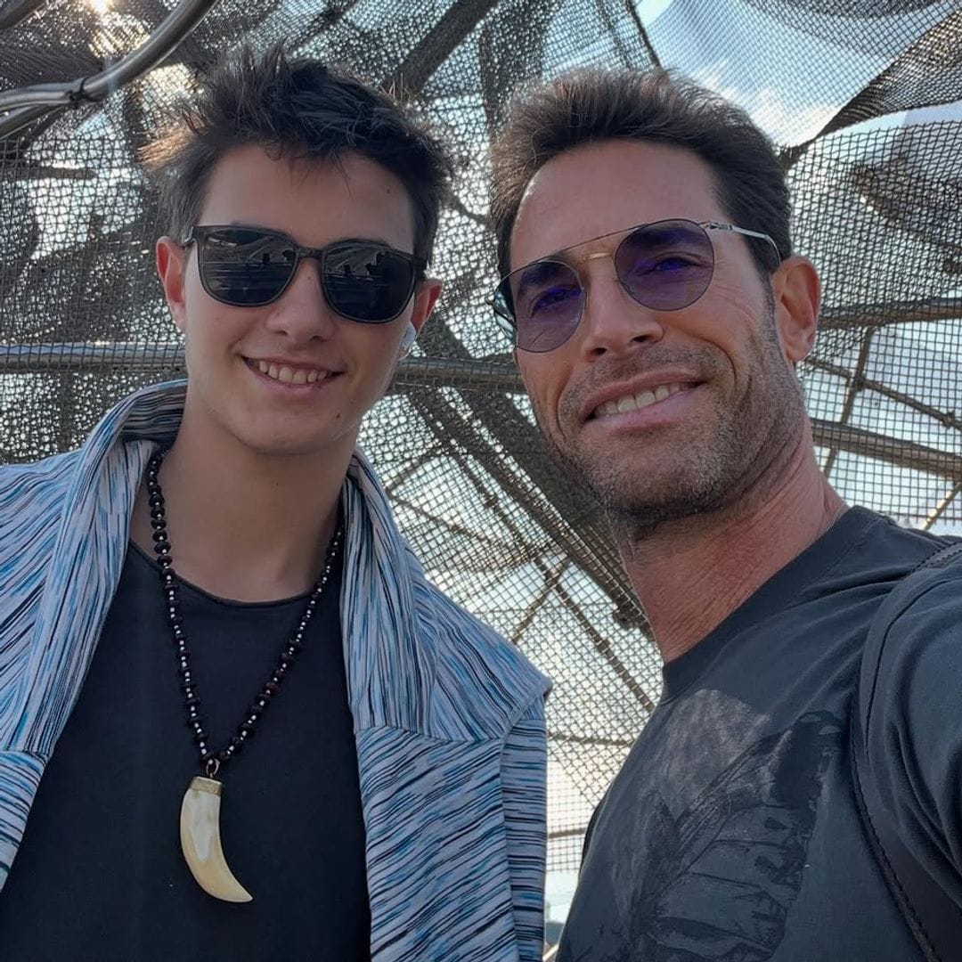 Sebastián Rulli presume lo alto que está su hijo Santiago en un emotivo reencuentro
