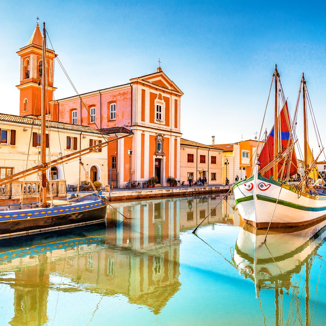 Playas de Sophia Loren, mosaicos únicos y pueblos que parecen Venecia: así es la costa italiana del Adriático