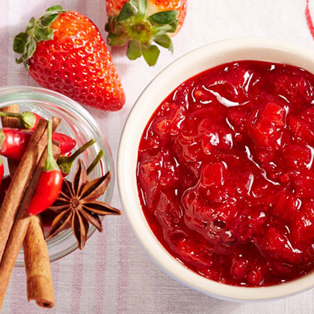 'Chutney' de fresa, chile, anís y canela