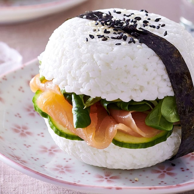 sushiburger age