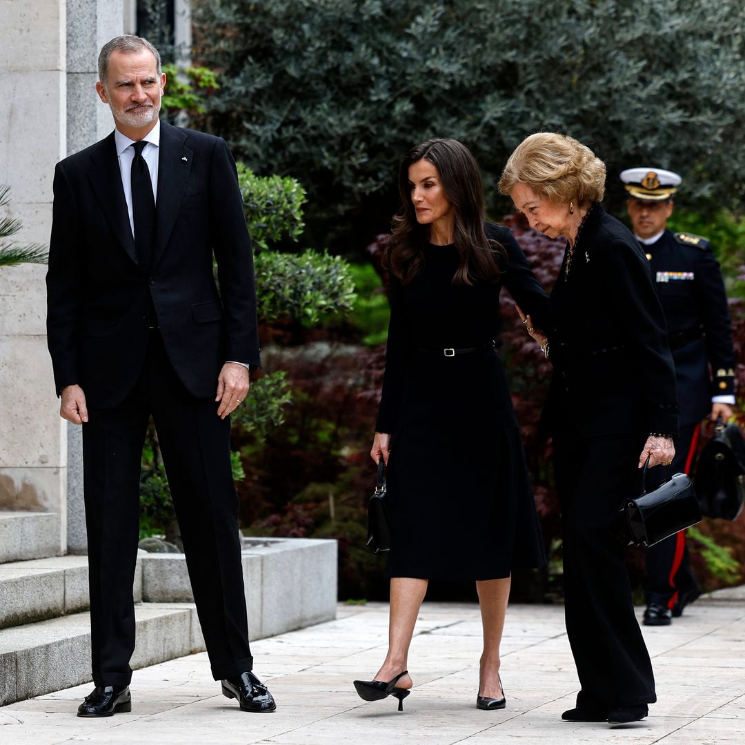 El rey Felipe VI, doña Letizia y la reina Sofía aterrizan en Oslo para despedir a Harald V: el vínculo especial que une a las dos familias reales