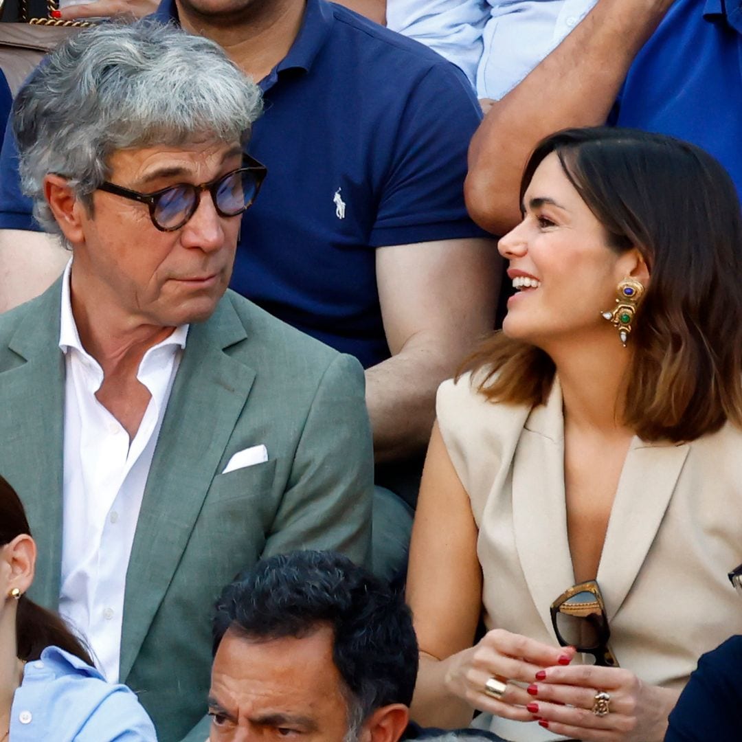 (Foto de ARCHIVO)
Elena S. Sánchez y su marido Roberto Domí­nguez viendo la corrida de toros de la Feria de San Isidro en la plaza de Las Ventas, a 29 de mayo de 2025, en Madrid (España)

Jose Velasco / Europa Press
CORRIDA;TOROS;PLAZA
29/5/2025