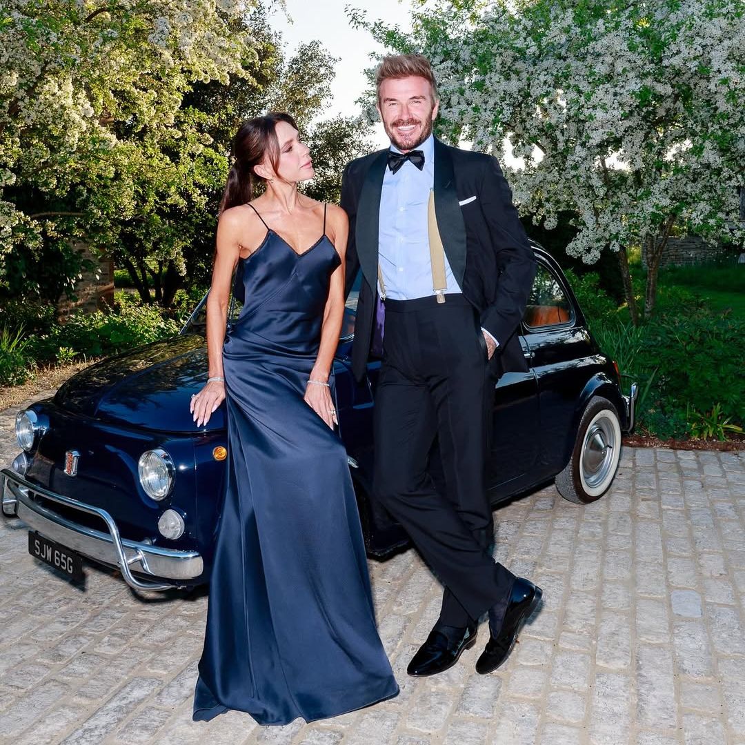 El rey Carlos III podría transformar a David Beckham en caballero y a Victoria en Lady Beckham